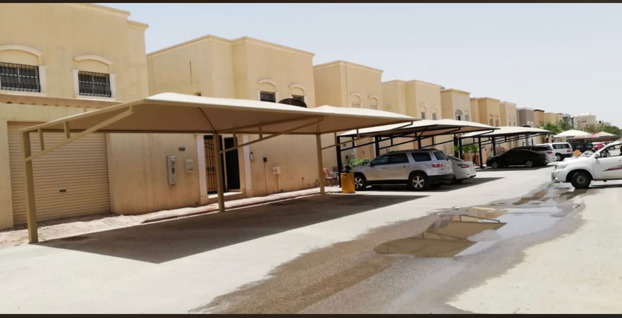 مظلات سيارات
