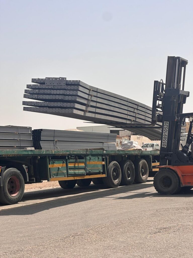 توريد-ساندوتش-بانل-في-الرياض توريد ساندوتش بانل في الرياض